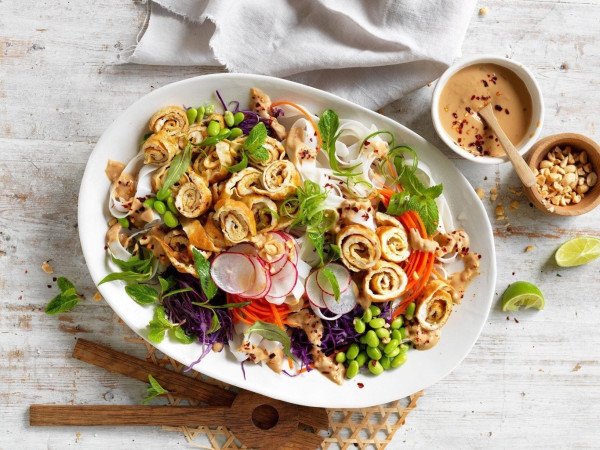 peanut satay noodle salad
