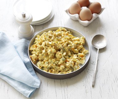 Classic curried egg salad SERVING 0061 1