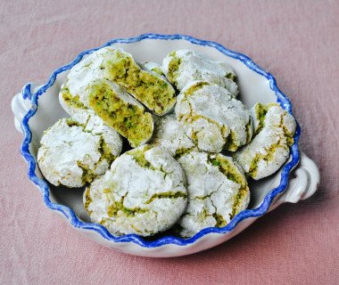Pistachio amaretti 1