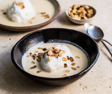 AusEggs WED2020 x Adam Liaw Floating Island lores