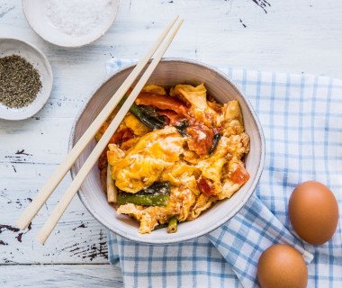 AusEggs WED2020 x Adam Liaw Tomato Fried Eggs lores