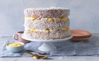 Lemon curd lamington cake 2540