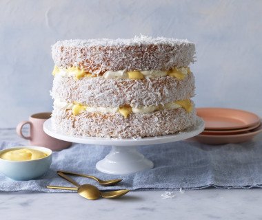 Lemon curd lamington cake 2540