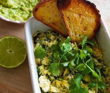 Spinach & Feta Scrambled Eggs