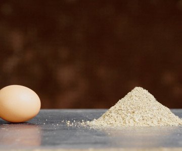 Egg and grain