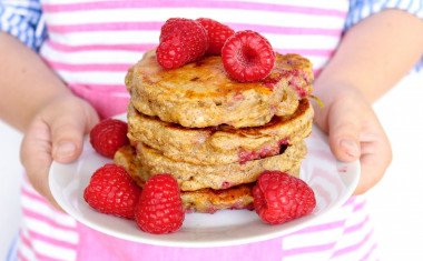 Raspberry and pear pancakes 4 reframe