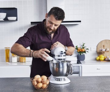 Australian Eggs Ambassador Manu Feildel Bombe Alaska 1368
