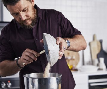 Australian Eggs Ambassador Manu Feildel Bombe Alaska 3024